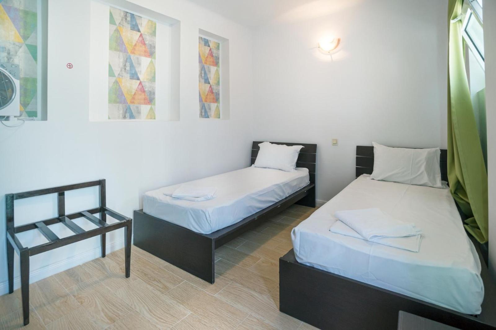 Cazino Nord Hostel *